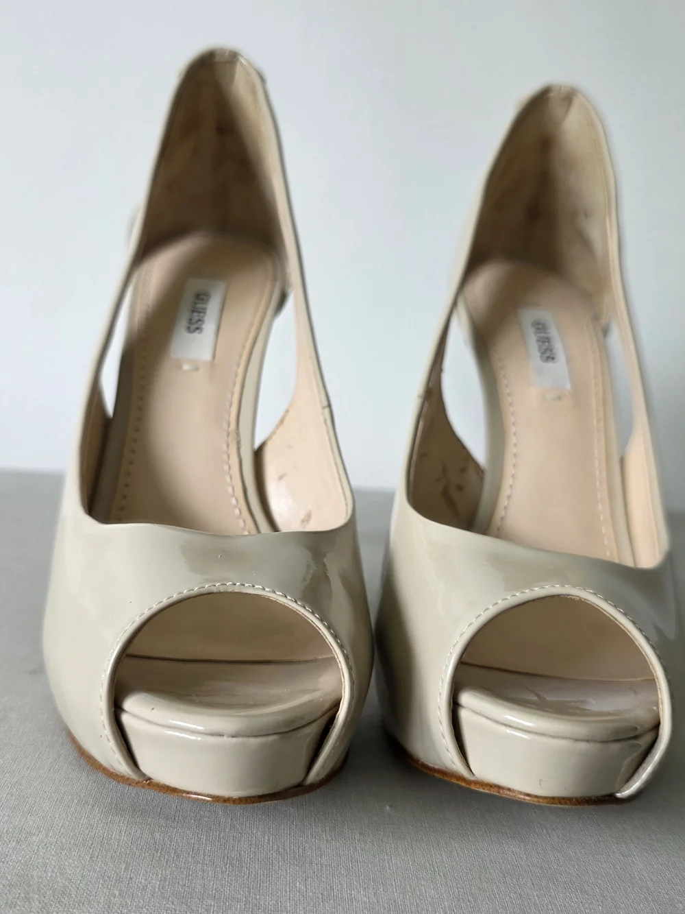 GUESS Harrah Nude Patent Peep Toe D'Orsay Platform Pumps Stiletto Heels 6.5M